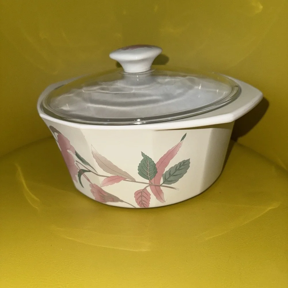 Vtg Mikasa Covered Casserole Dish Fire & Ice Silk Flowers 2 Qt. Pristine W/lid
